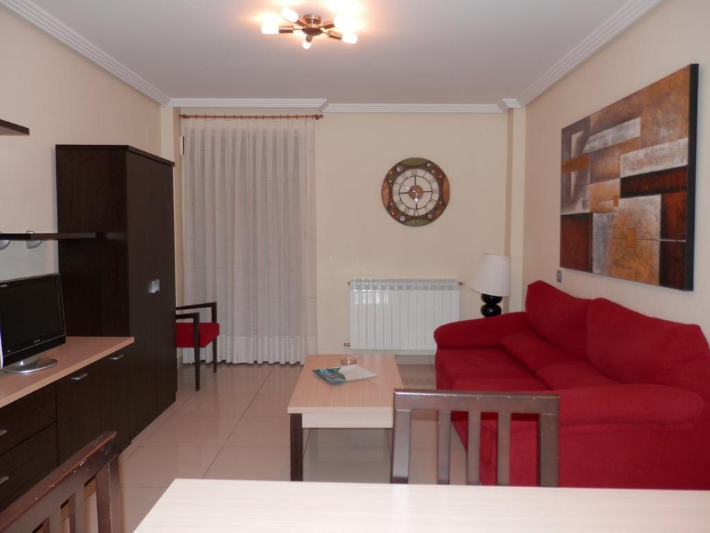 Apartamentos Monte Hernanz Riaza Exterior photo