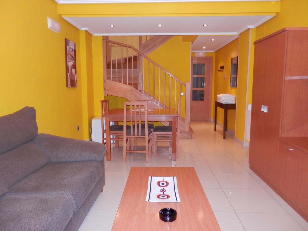 Apartamentos Monte Hernanz Riaza Exterior photo