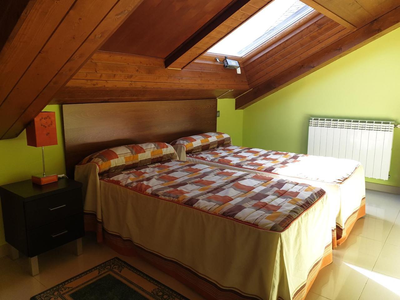 Apartamentos Monte Hernanz Riaza Exterior photo