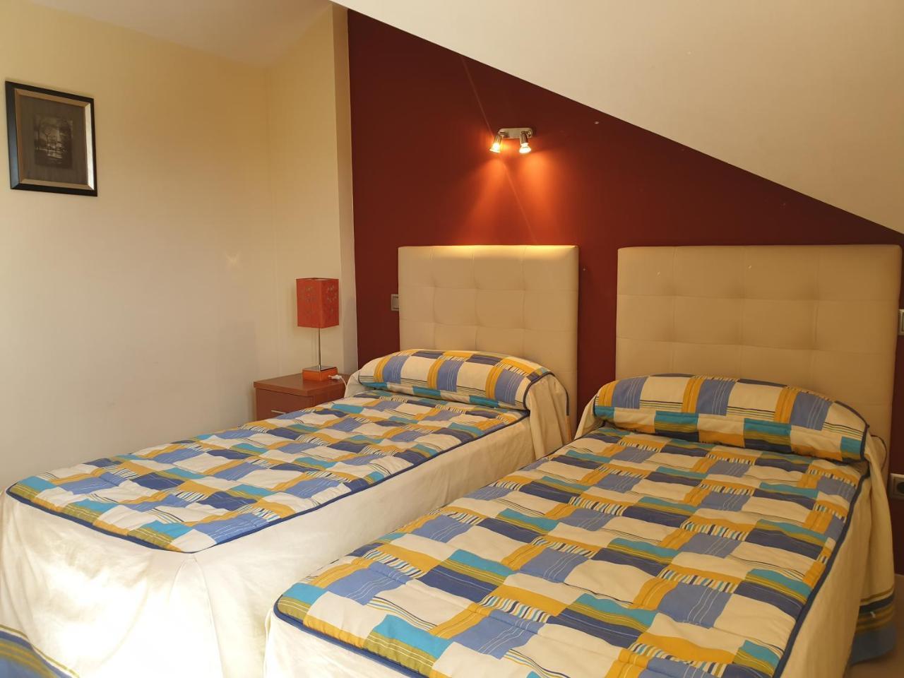 Apartamentos Monte Hernanz Riaza Exterior photo